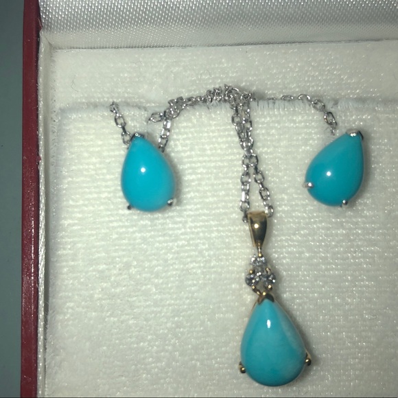 Necklace & earrings set - Picture 3 of 3